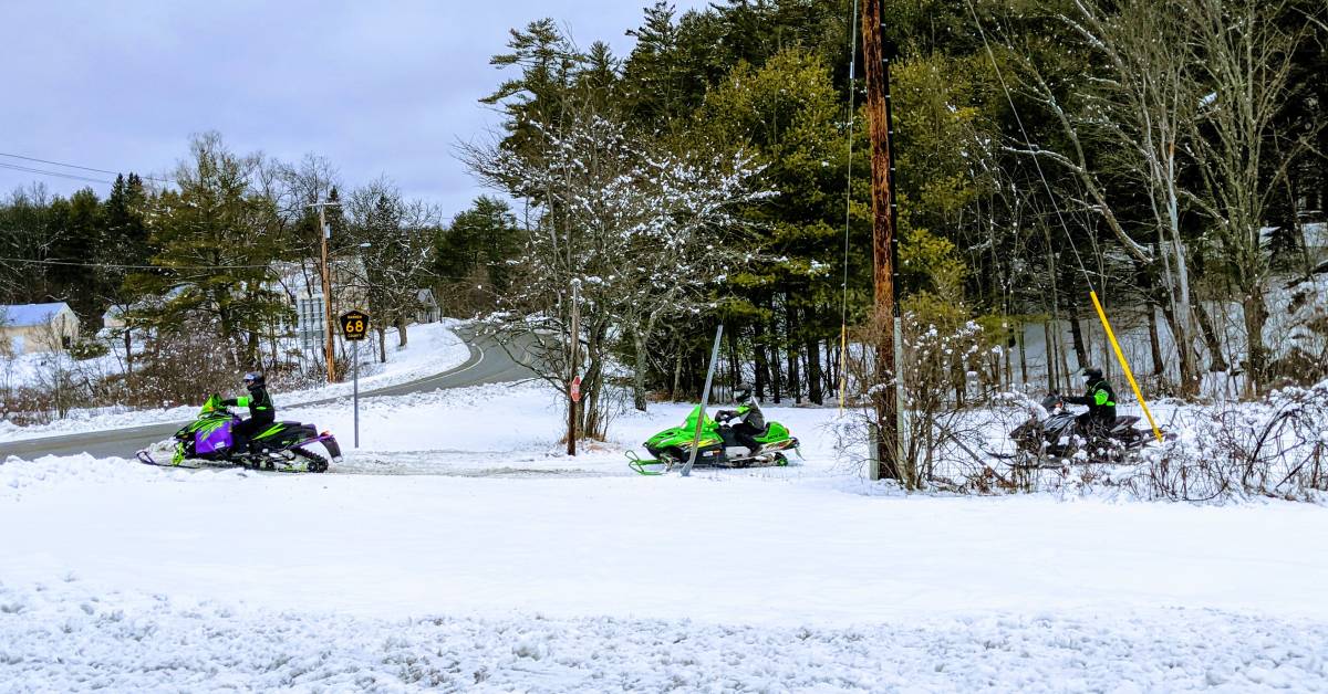 snowmobilers in chestertown, ny