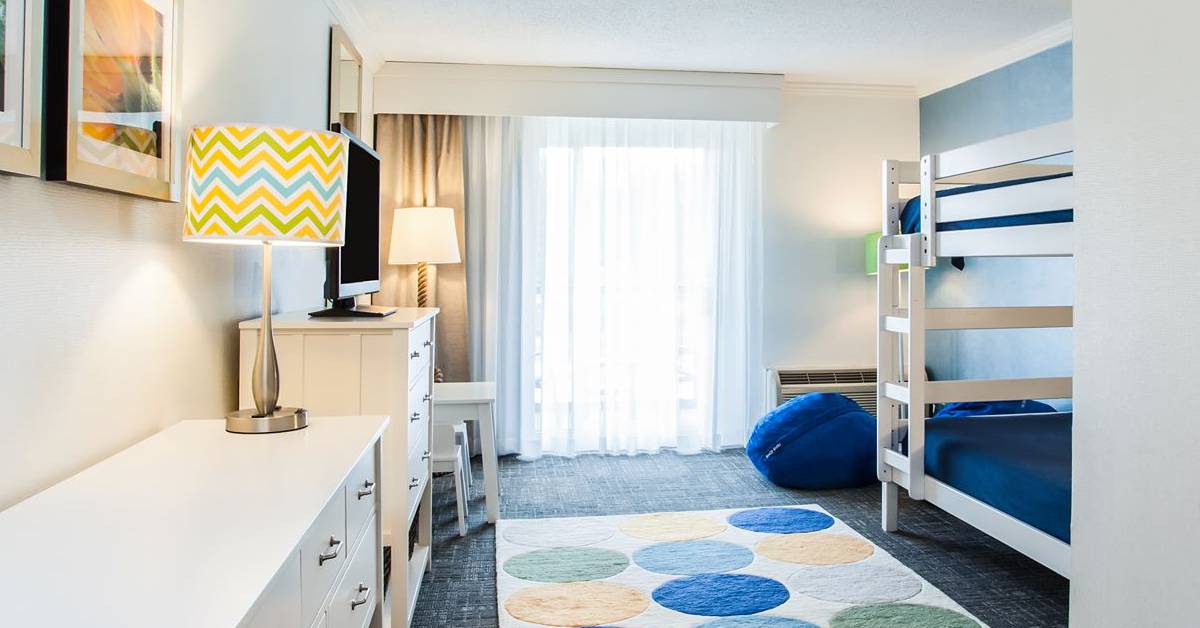 holiday inn resort lake george kids suite