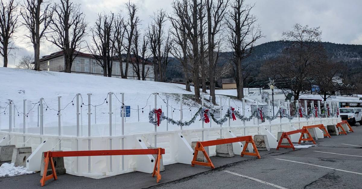 ice skating rink in lake george