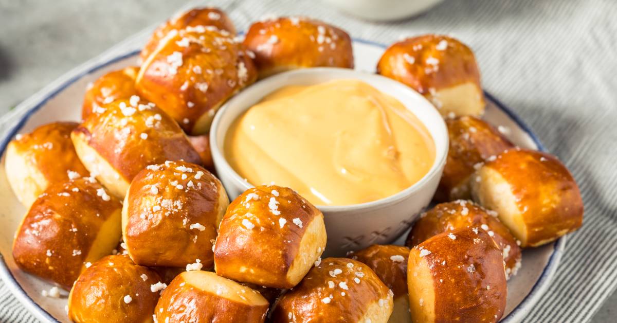 pretzel bites with dipping cheese