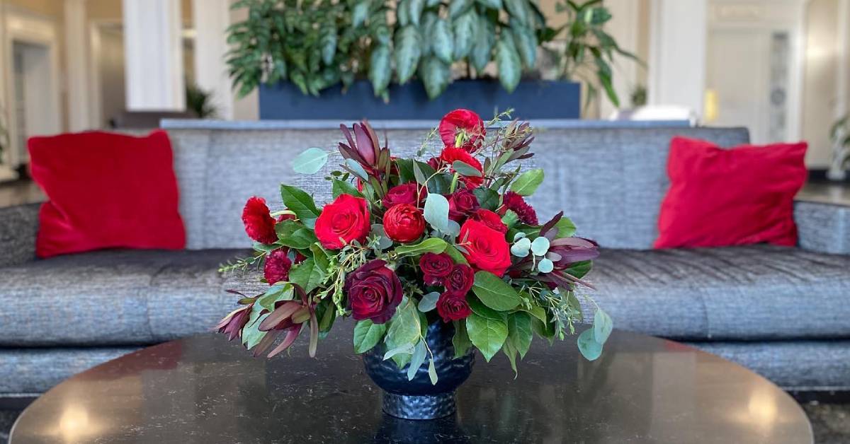 flower bouquet in lobby at queensbury hotel