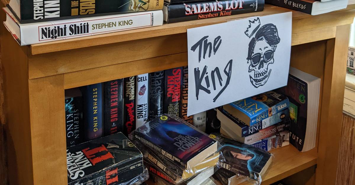 stephen king books on display
