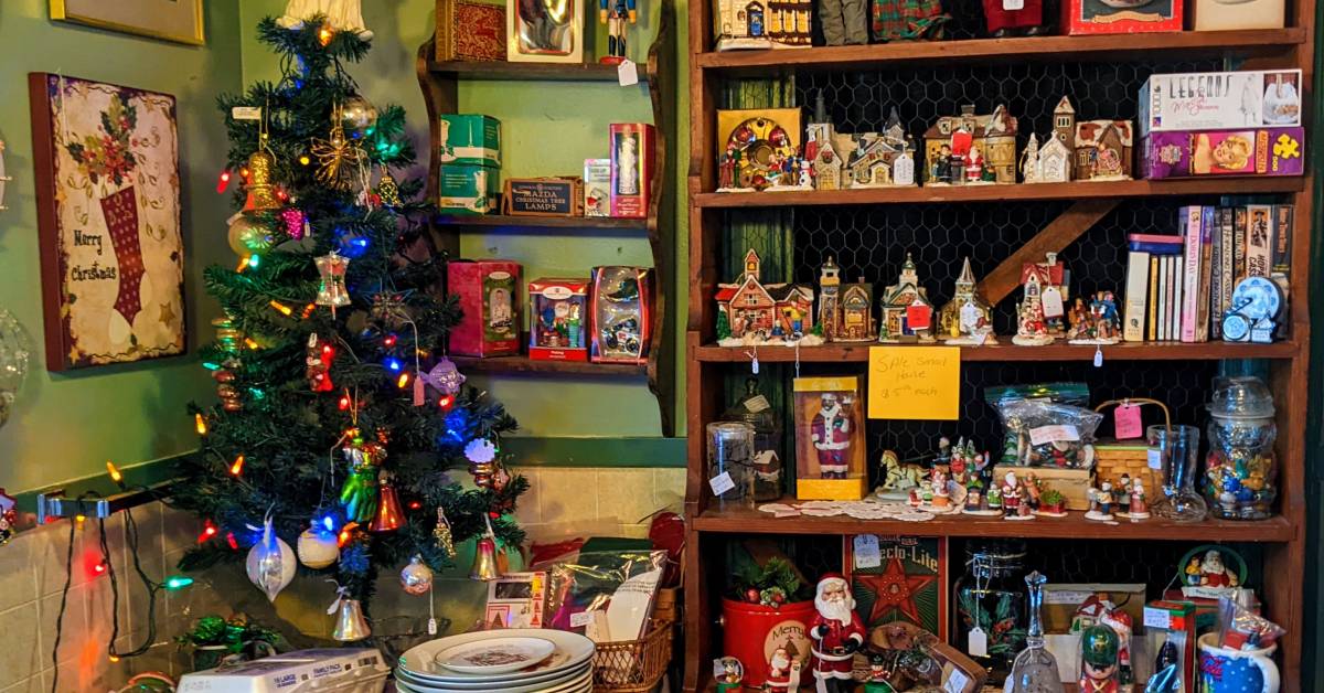 christmas items at glenwood manor antiques