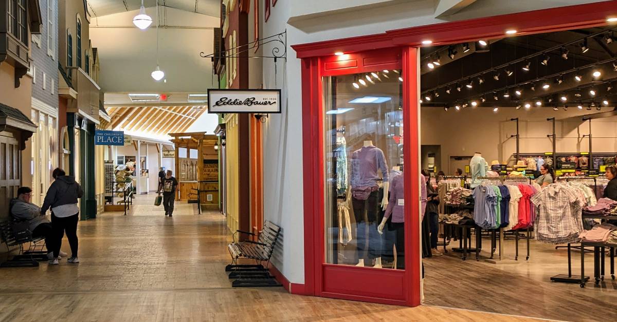 inside lake george outlets