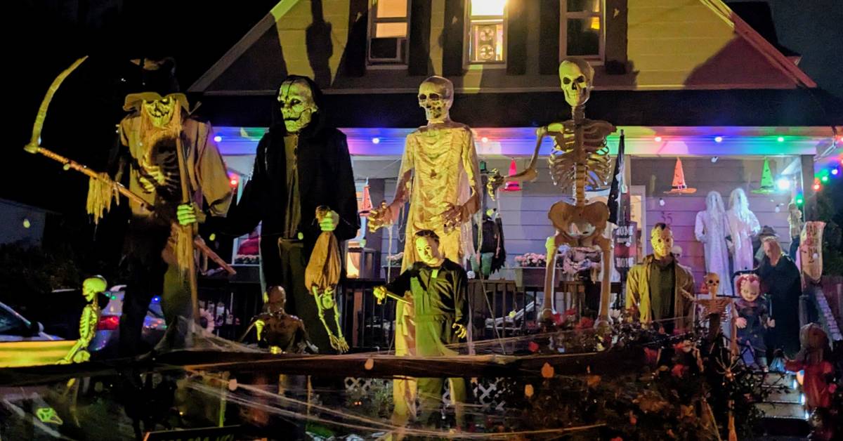 house decorated for halloween