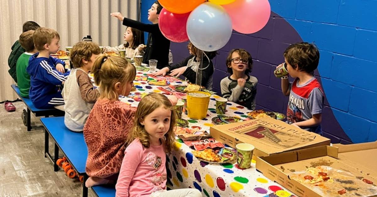 birthday party room at the fun spot