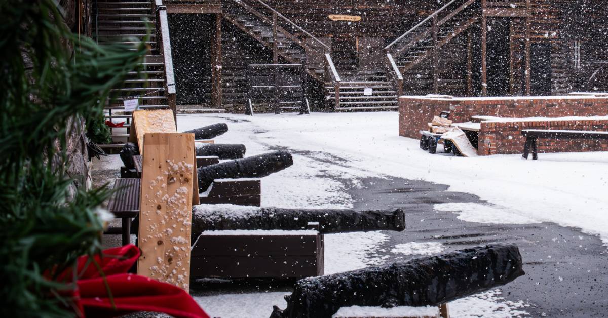 fort william henry museum courtyard in winter