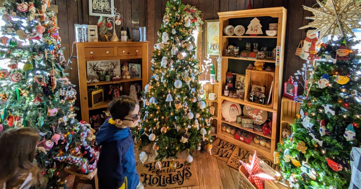 christmas room at the silo