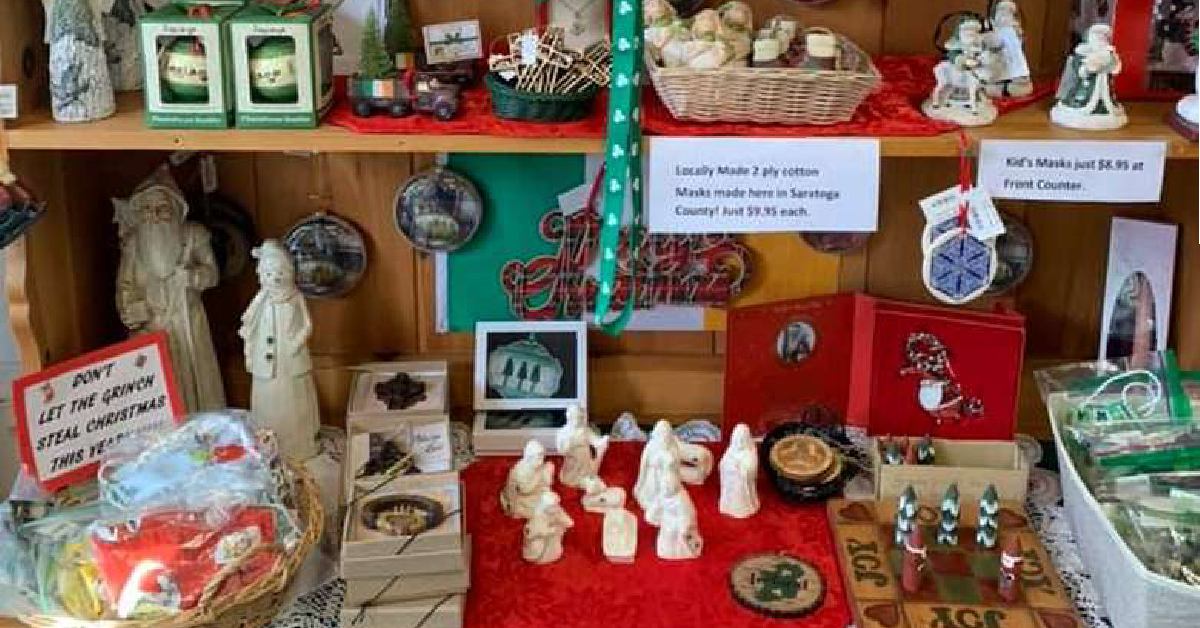small holiday gifts display