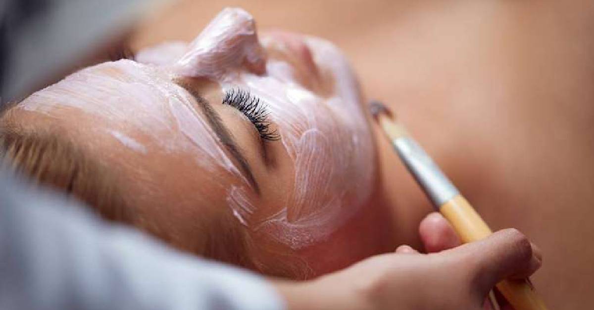woman getting a facial