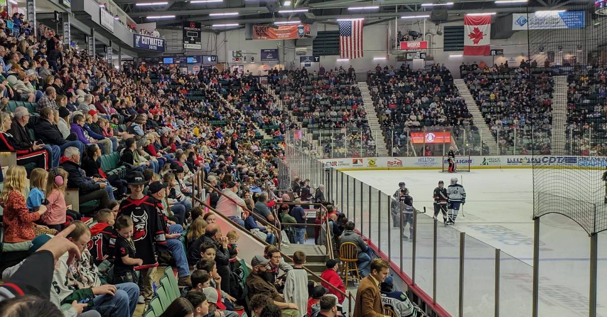 adirondack thunder hockey game and crowd