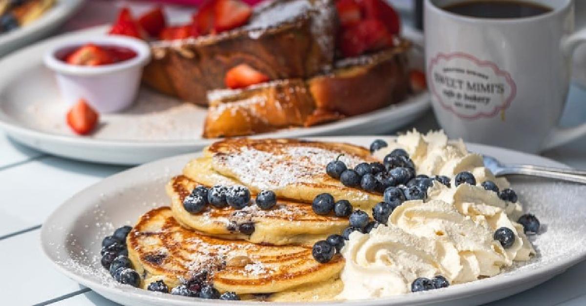 blueberry pancakes