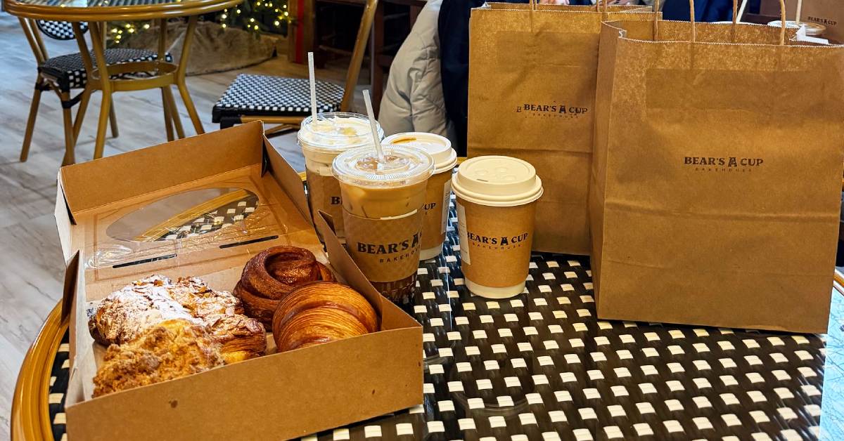 Bear's Cup baked goods and coffee