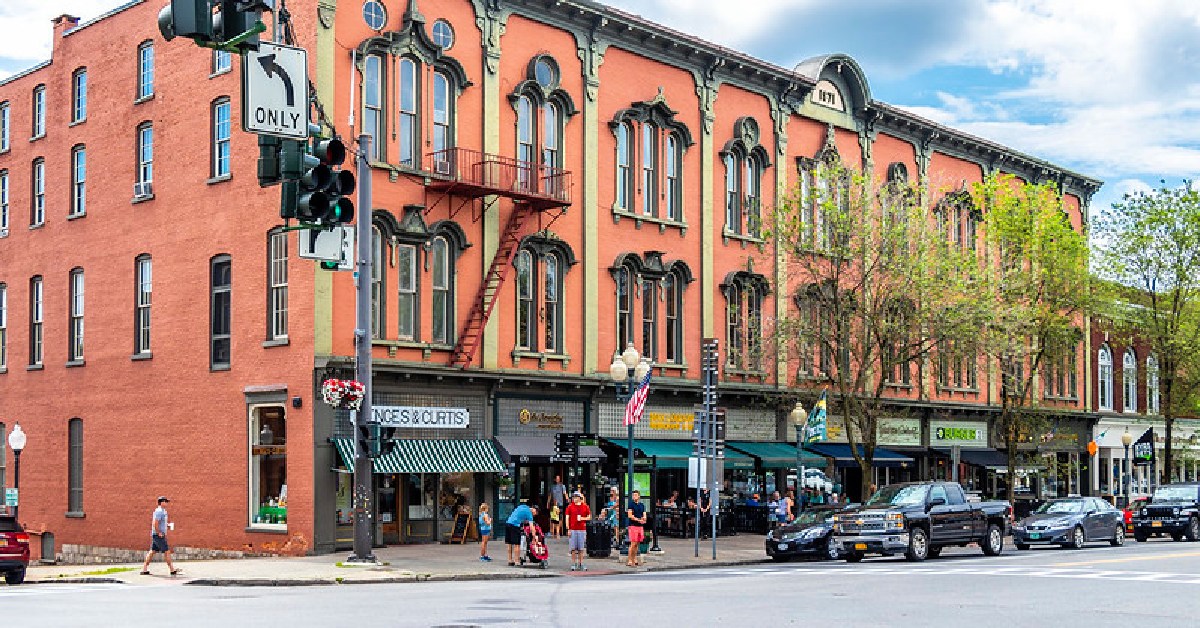 broadway & lake