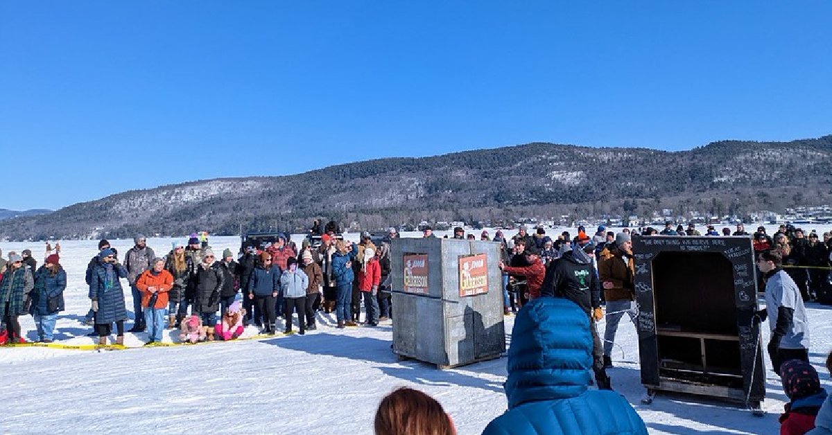 carnival outhouse racing