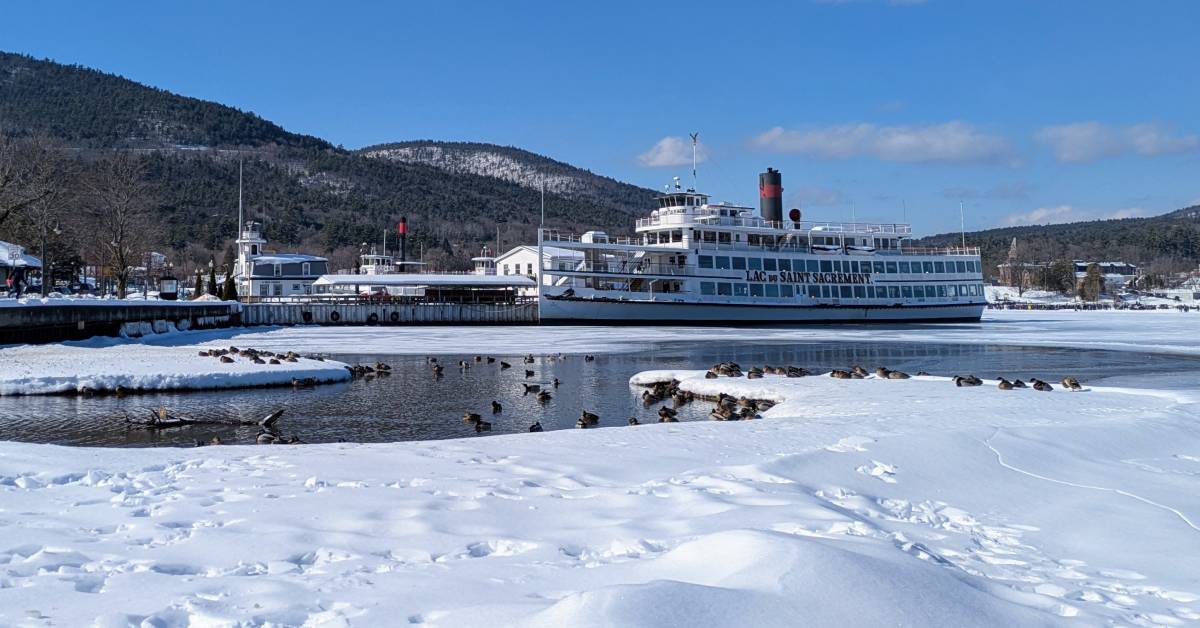 lac du saint sacrement in lake george in winter, frozen lake, ducks