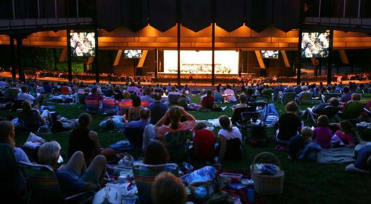 crowd at spac