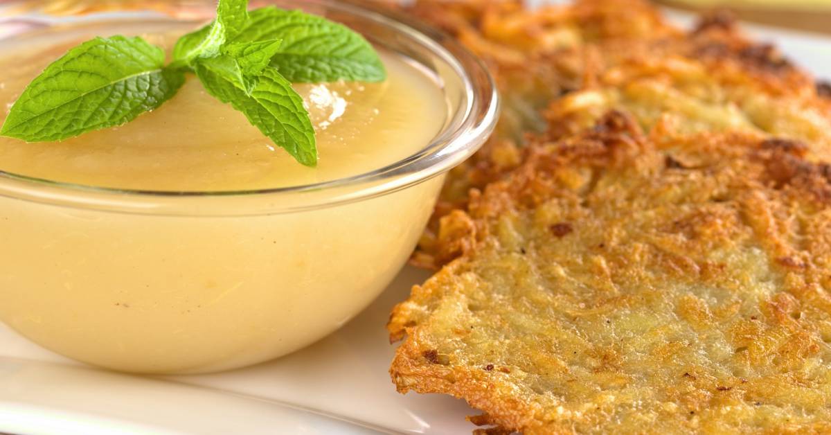 potato pancakes with applesauce