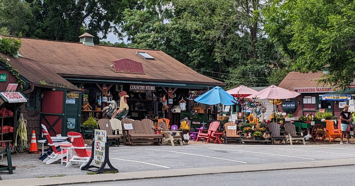 exterior of gordon's country store and gardens in bolton landing