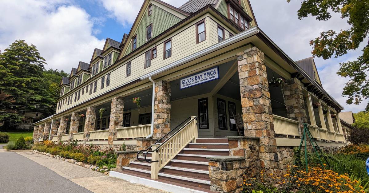 exterior of silver bay ymca
