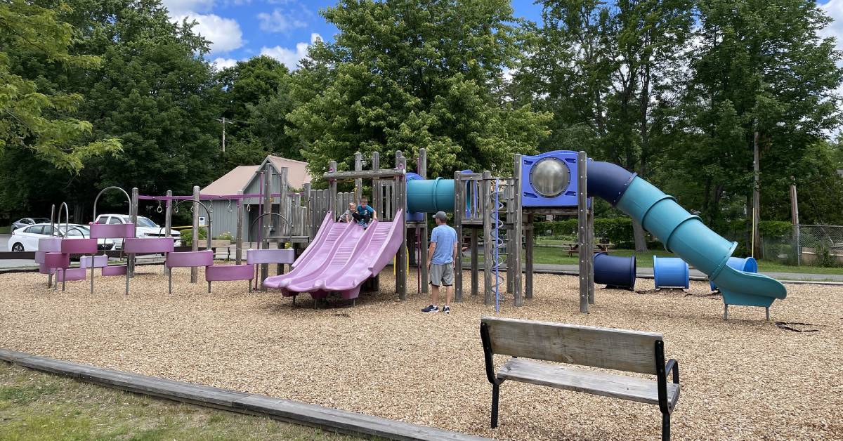 playground at veterans memorial park