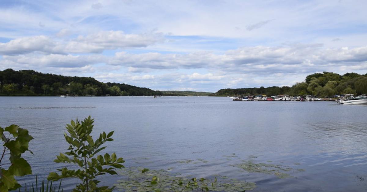 open view of a calm lake