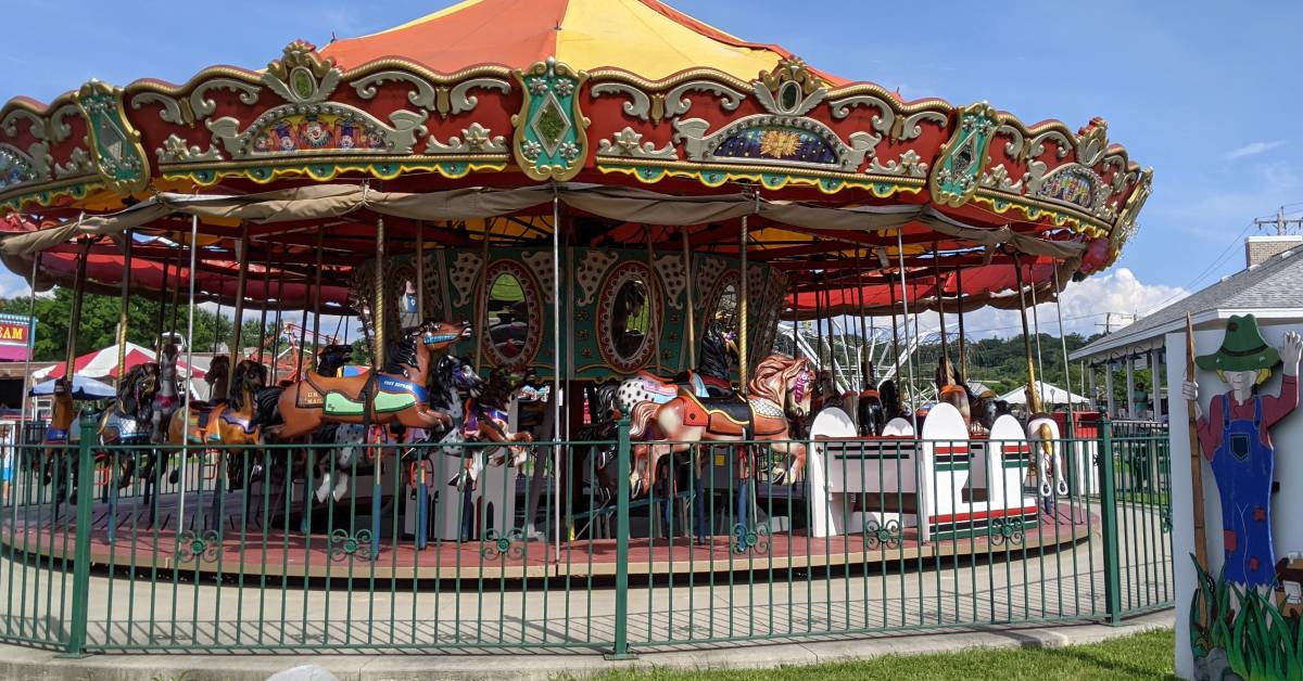 huck finn's playland carousel