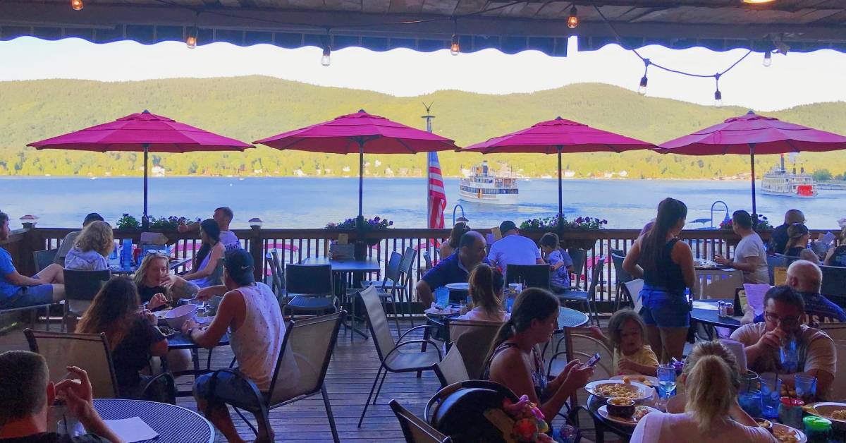 the lagoon patio dining