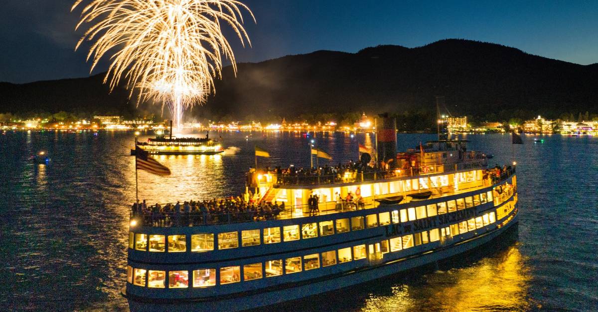 fireworks cruise