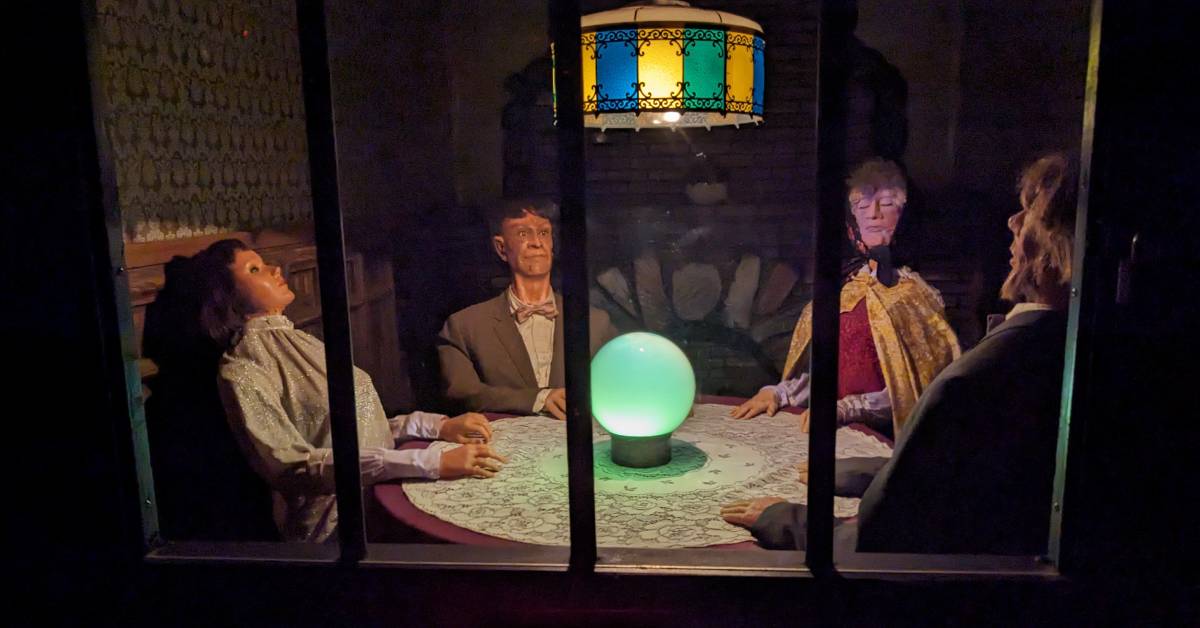 display at frankenstein wax museum of a seance