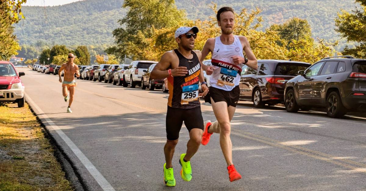 runners at adk 5k