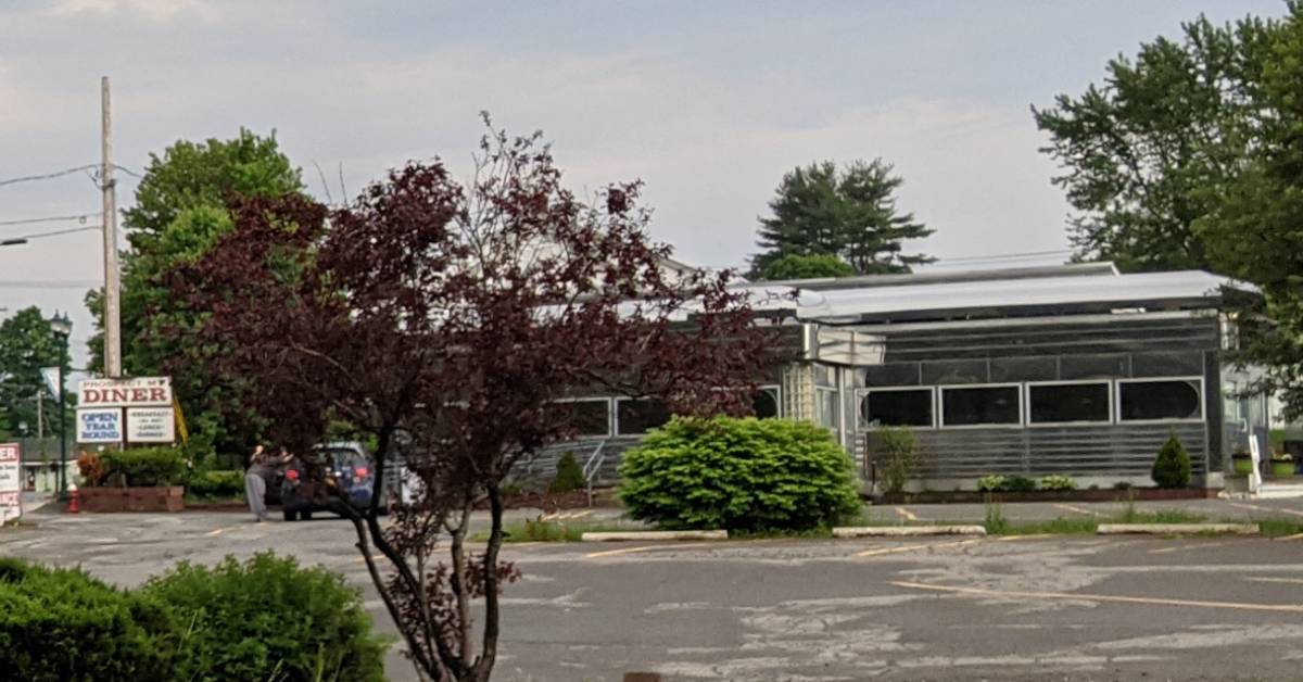 exterior of prospect mountain diner