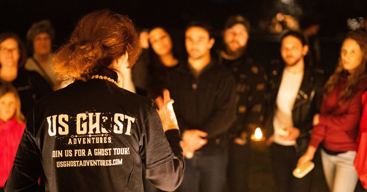 US Ghost Adventures tour at night