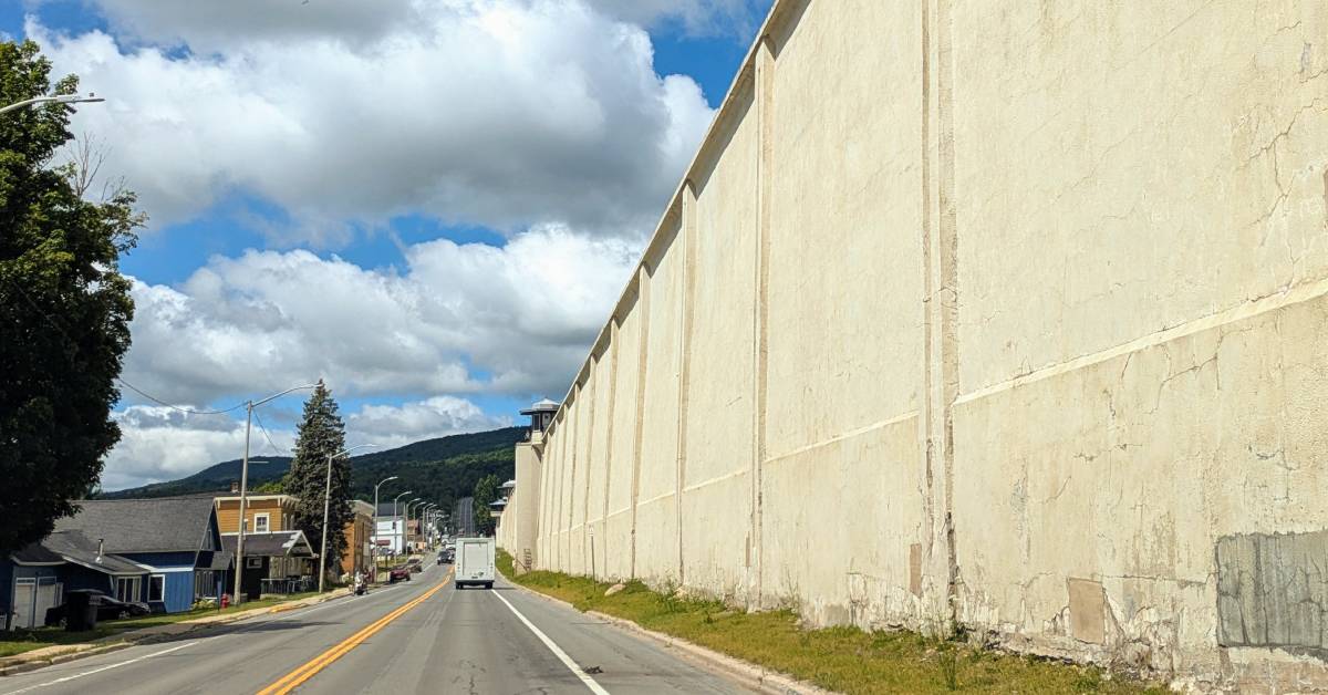 exterior of clinton correctional facility