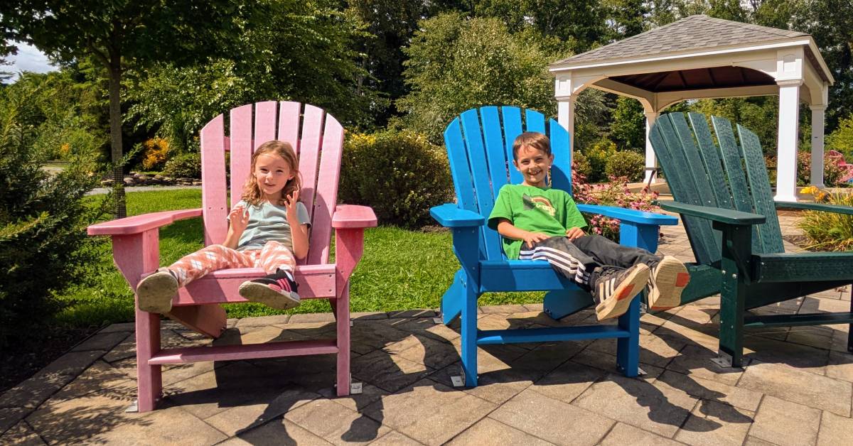 kids on adirondack chairs at hovey pond park
