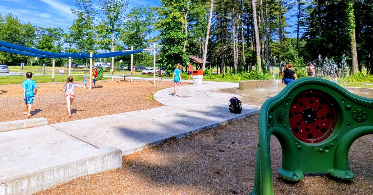 moreau rec park splash pad and accessible playground