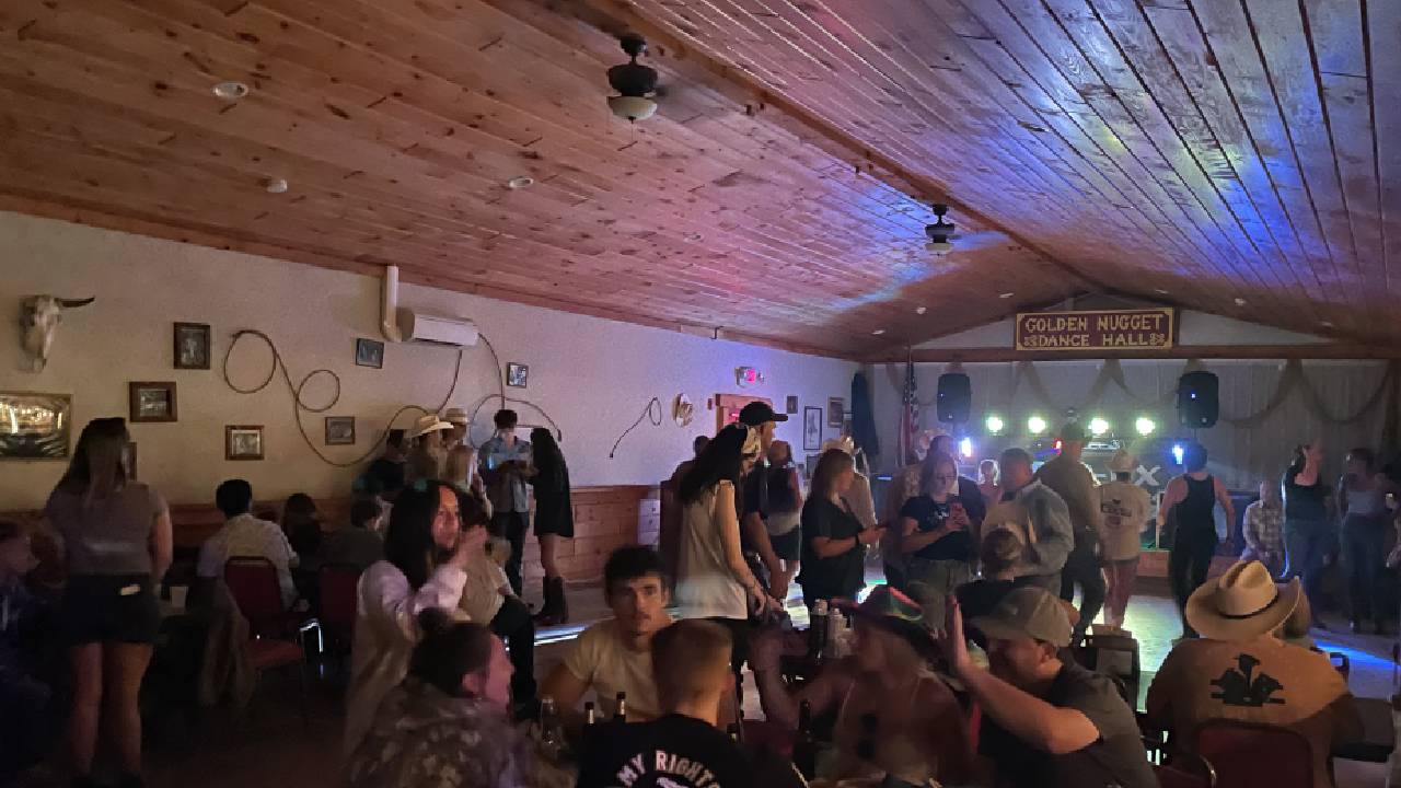 Dj country line Dancing 