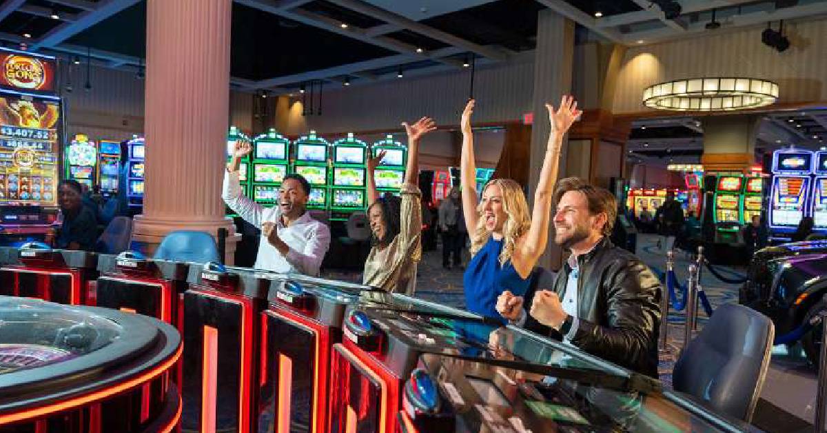 People celebrating there winnings at the casino