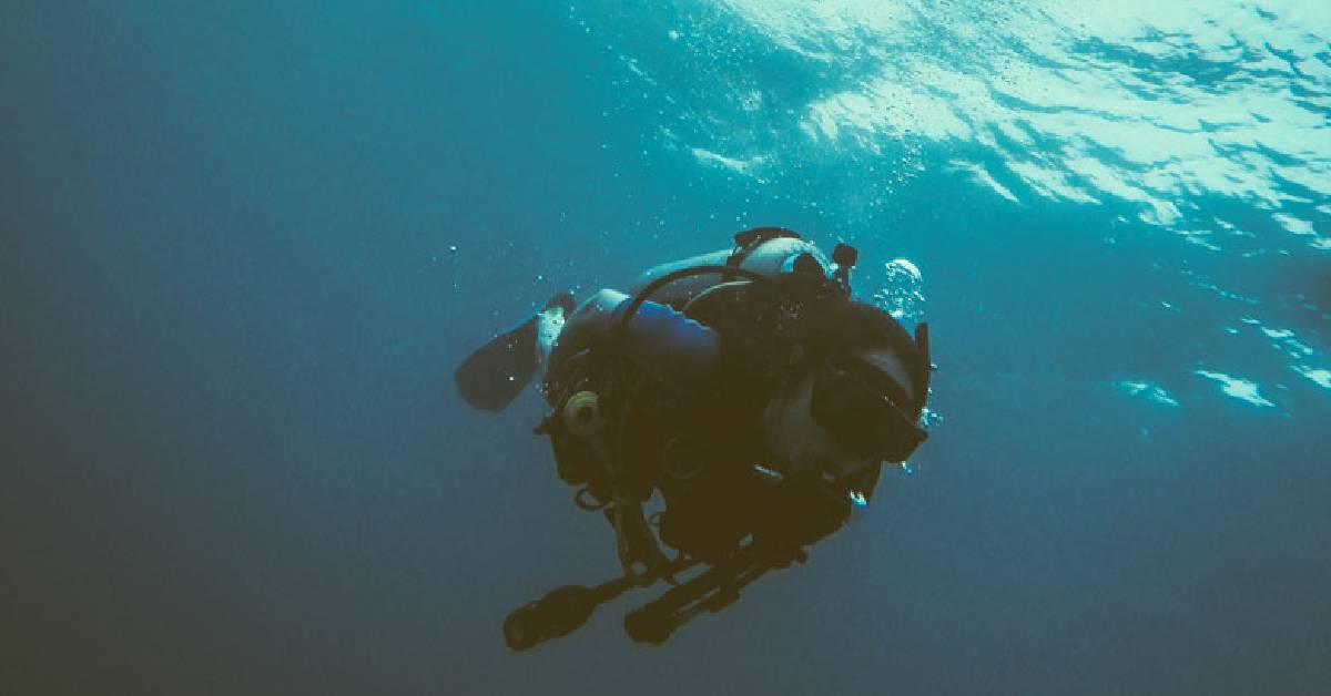 scuba diver