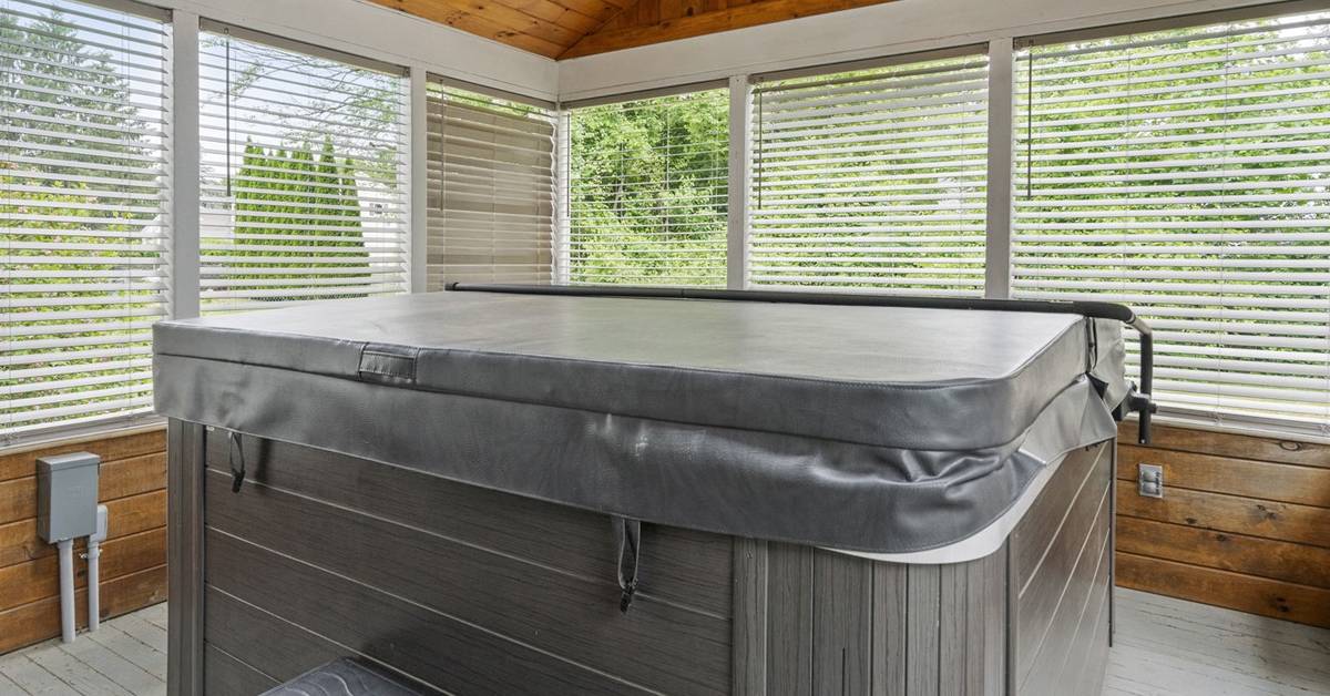 hot tub covered