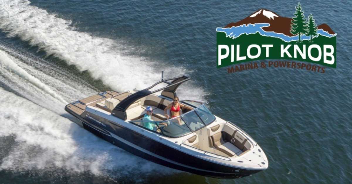 motorboat on the lake in a promo image for Pilot Knob Marina and Powersports