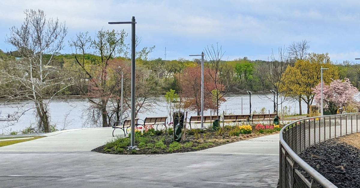 hudson river by albany