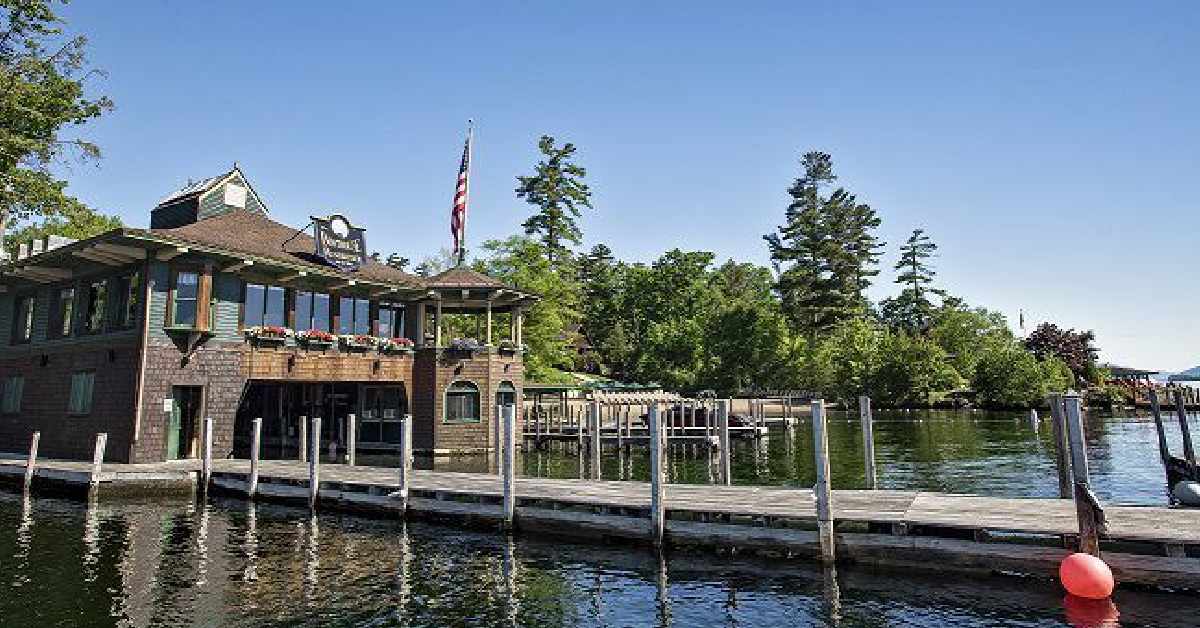 boathouse restaurant dock