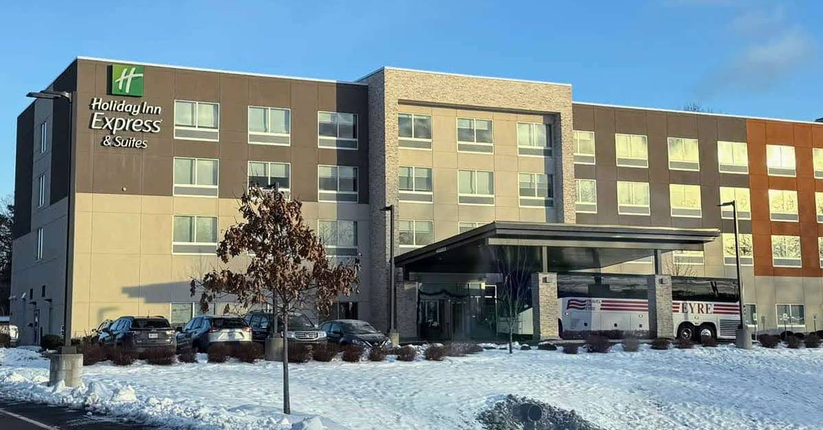 exterior of holiday inn express in the winter
