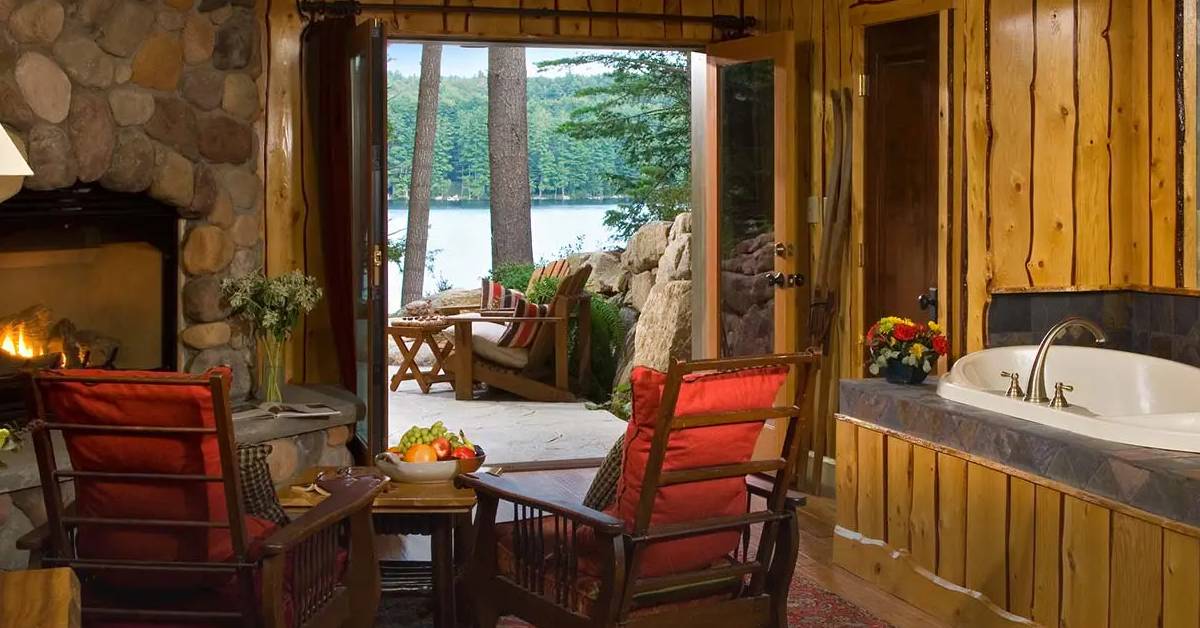fern lodge guest room with patio and hot tub, fireplace