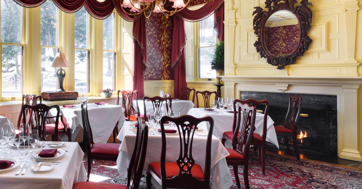 the erlowest dining area