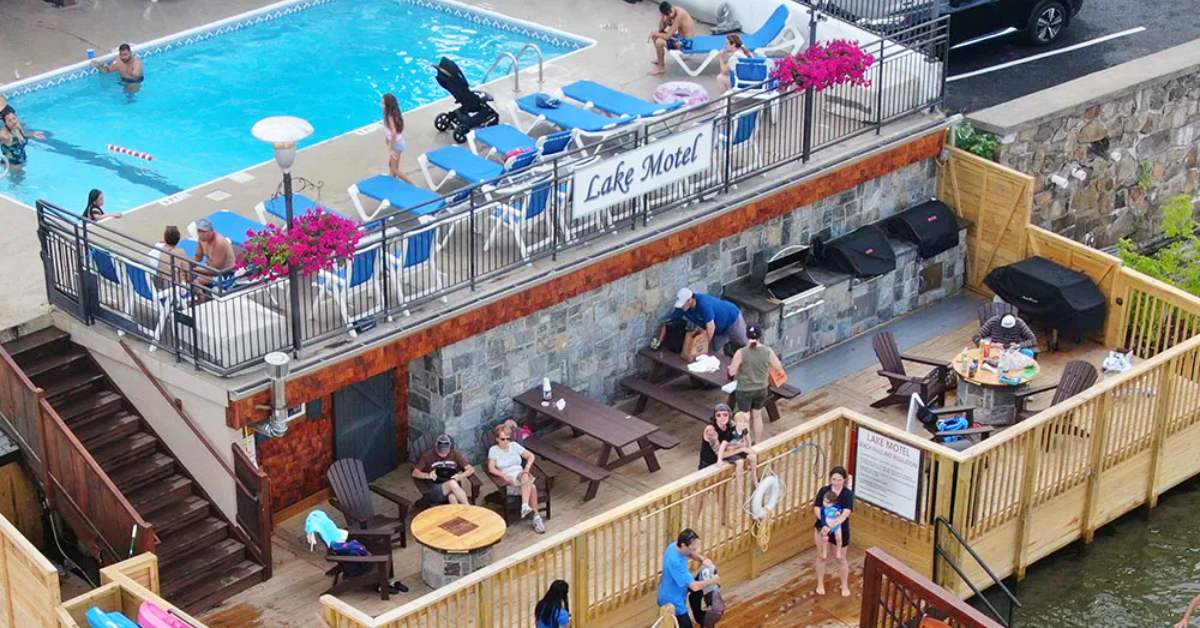 Lake Motel lakeside deck and pool