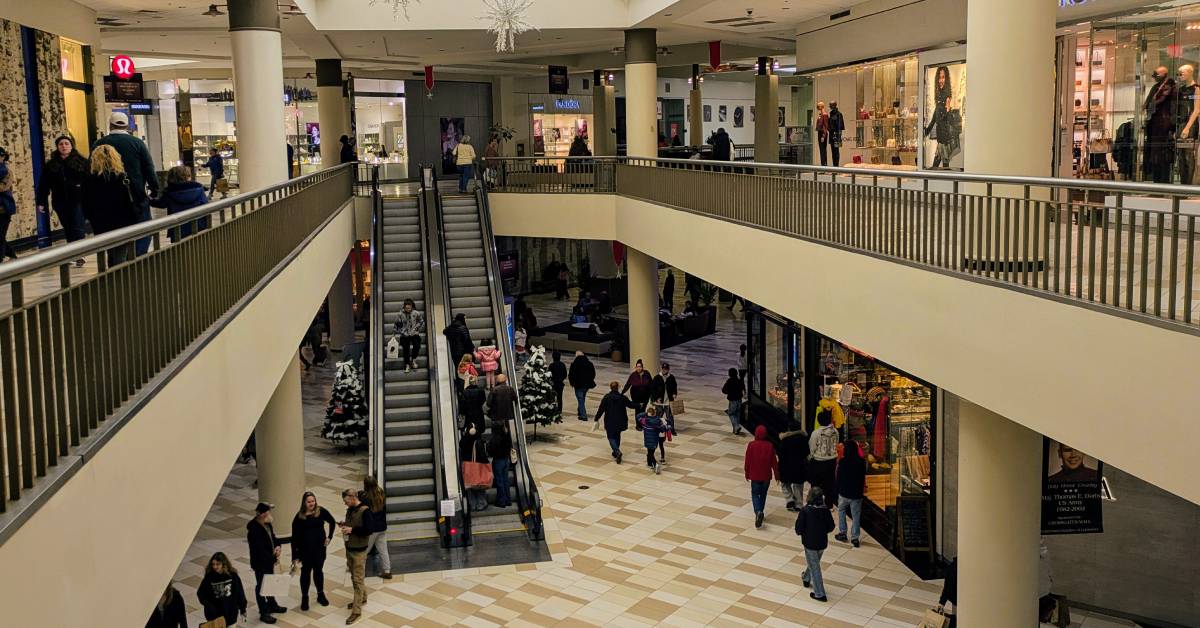 inside crossgates mall