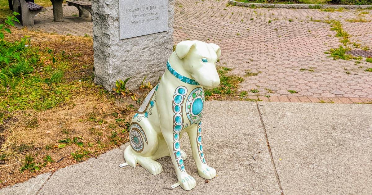 nipper dog statue in albany - little one