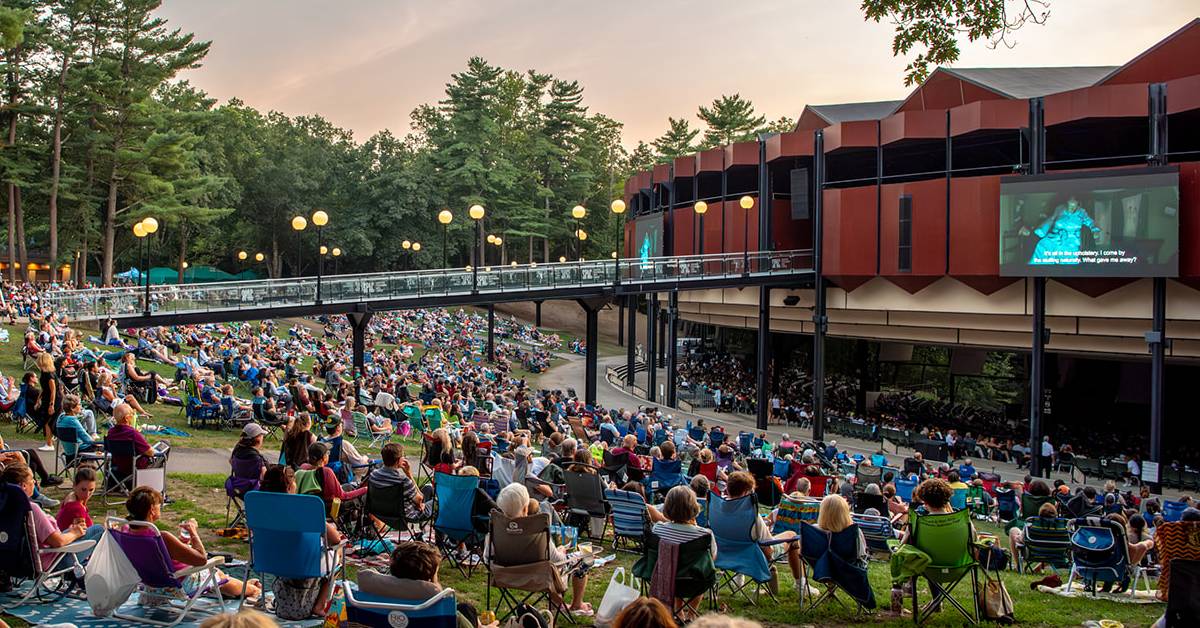 crowd on lawn at spac